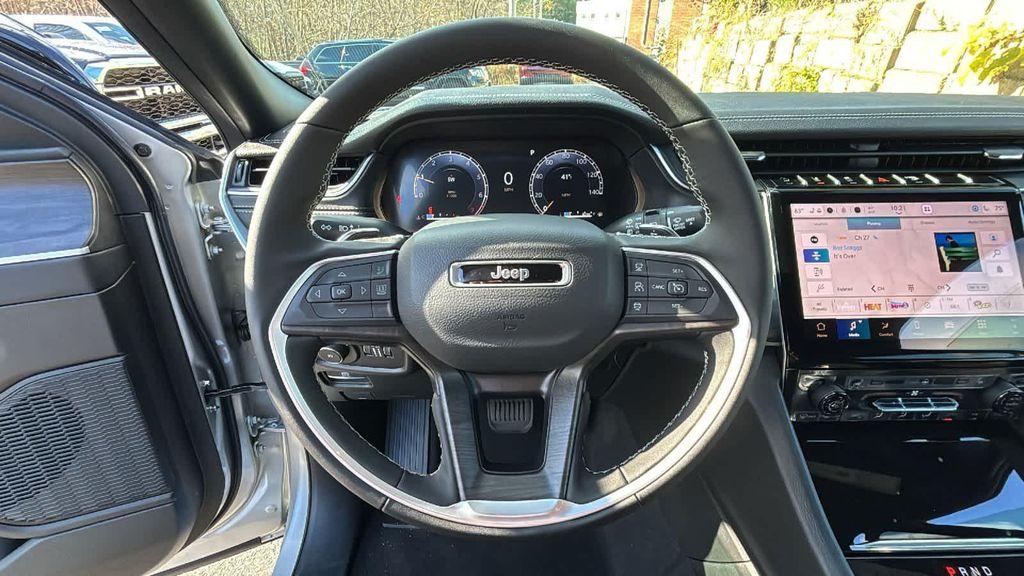 new 2025 Jeep Grand Cherokee car, priced at $51,284
