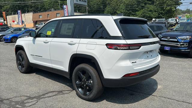 new 2024 Jeep Grand Cherokee car, priced at $51,663