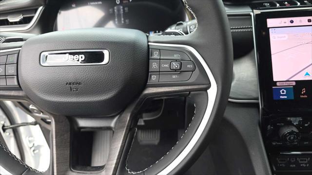 new 2025 Jeep Grand Cherokee car, priced at $47,922