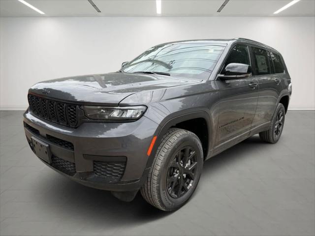 new 2024 Jeep Grand Cherokee L car, priced at $45,884