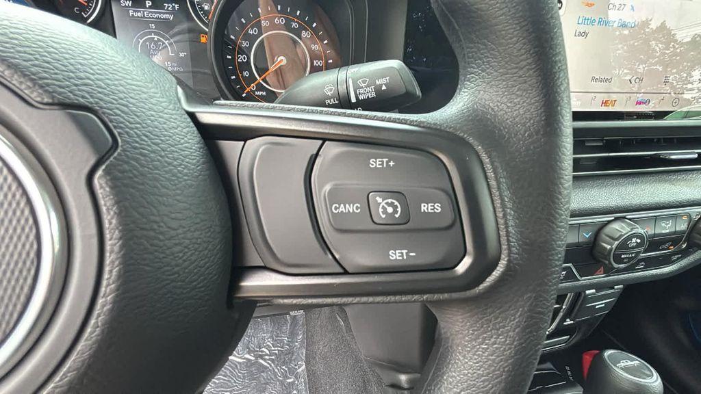 new 2025 Jeep Gladiator car, priced at $42,606