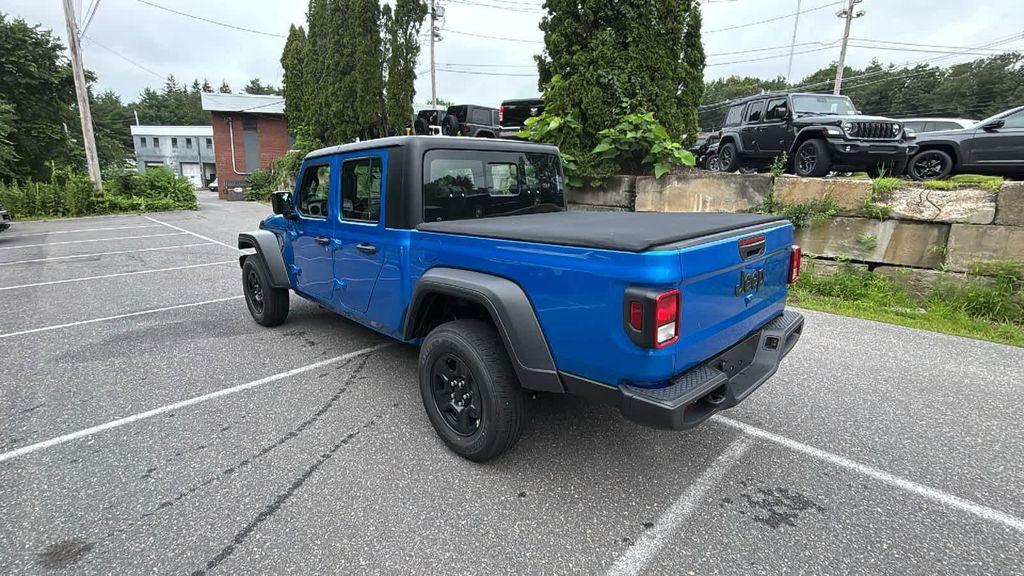 new 2025 Jeep Gladiator car, priced at $42,606