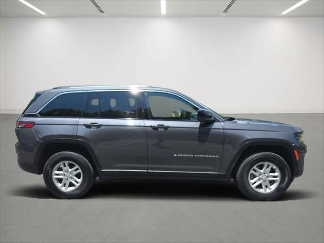 used 2022 Jeep Grand Cherokee car, priced at $31,559