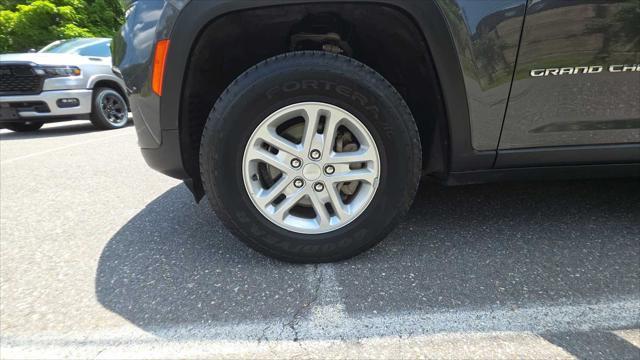 used 2022 Jeep Grand Cherokee car, priced at $31,559