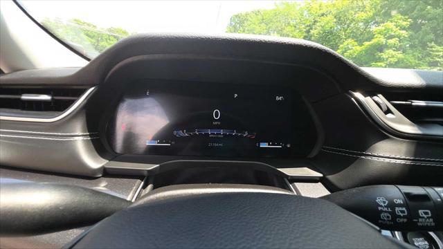 used 2022 Jeep Grand Cherokee car, priced at $31,559