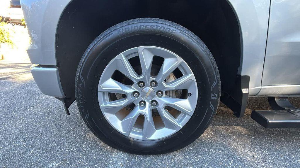 used 2022 Chevrolet Silverado 1500 car, priced at $29,977