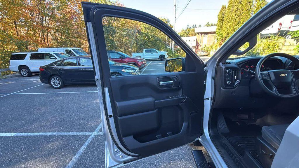 used 2022 Chevrolet Silverado 1500 car, priced at $29,977