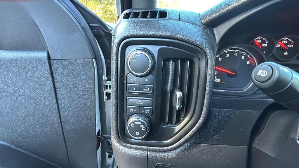used 2022 Chevrolet Silverado 1500 car, priced at $29,977