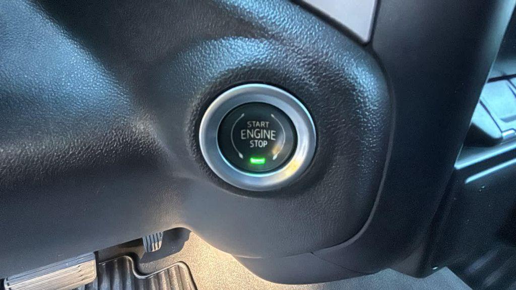 used 2022 Chevrolet Silverado 1500 car, priced at $29,977