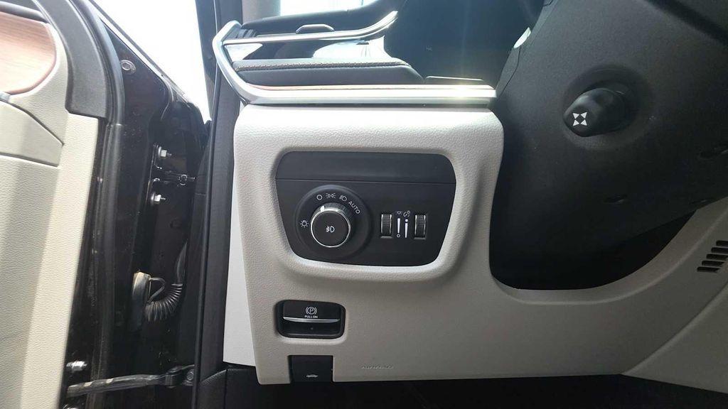 used 2022 Jeep Grand Cherokee L car, priced at $41,997