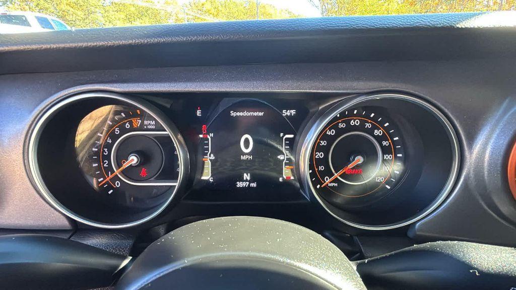 used 2023 Jeep Gladiator car, priced at $43,977