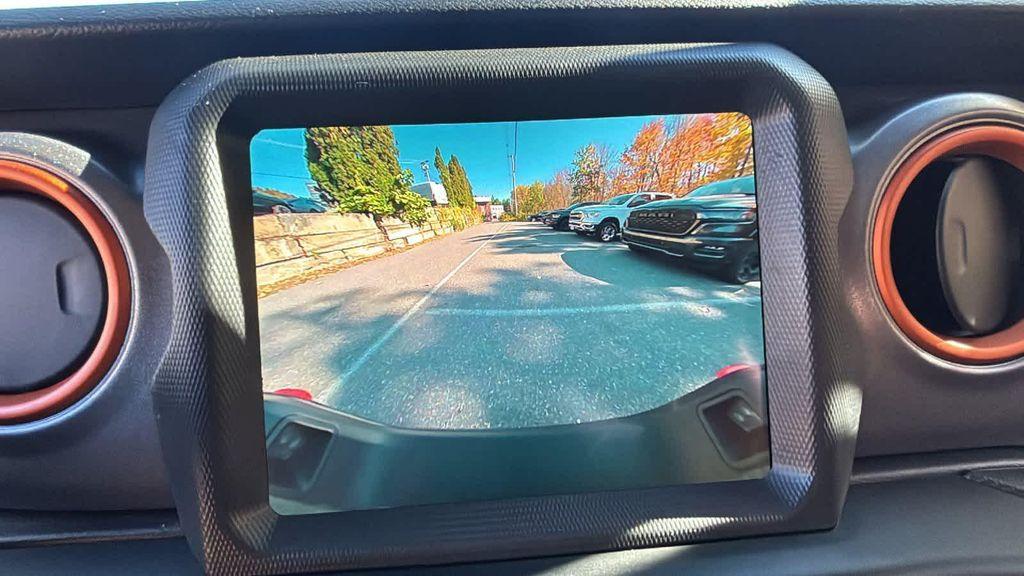 used 2023 Jeep Gladiator car, priced at $43,977