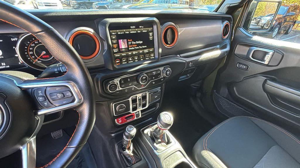 used 2023 Jeep Gladiator car, priced at $43,977