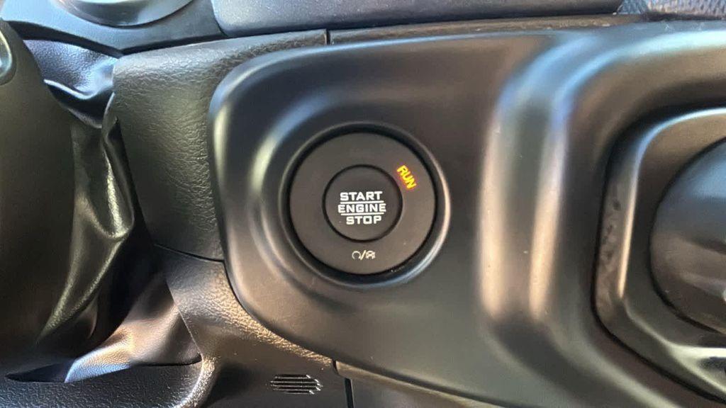 used 2023 Jeep Gladiator car, priced at $43,977