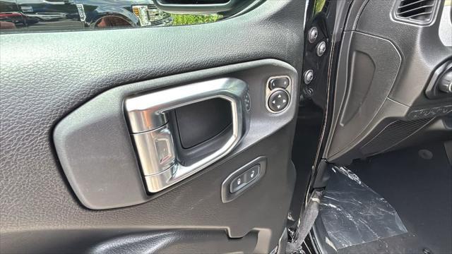 new 2025 Jeep Wrangler car, priced at $43,130