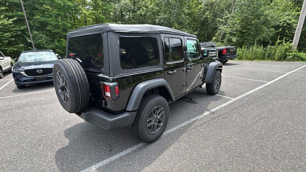 new 2025 Jeep Wrangler car, priced at $43,881