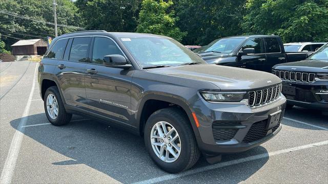 new 2024 Jeep Grand Cherokee car, priced at $40,446