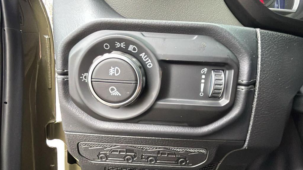 new 2026 Jeep Gladiator car, priced at $61,874