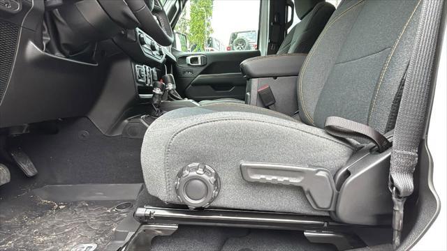new 2025 Jeep Wrangler car, priced at $53,125