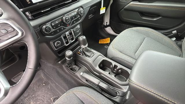new 2025 Jeep Wrangler car, priced at $53,125