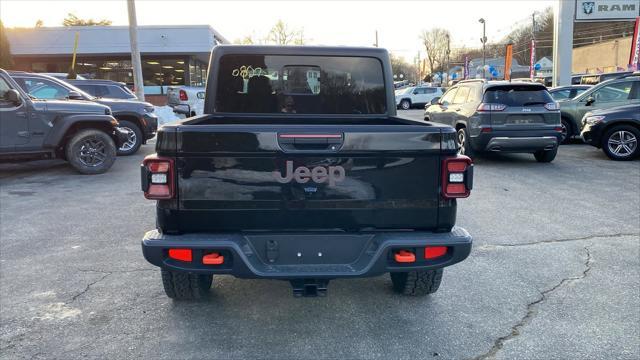 new 2025 Jeep Gladiator car, priced at $56,380