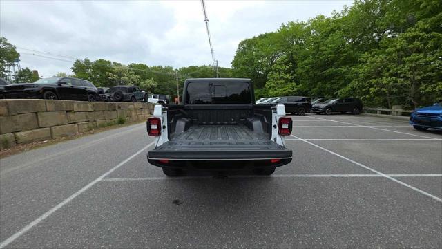used 2021 Jeep Gladiator car, priced at $34,879