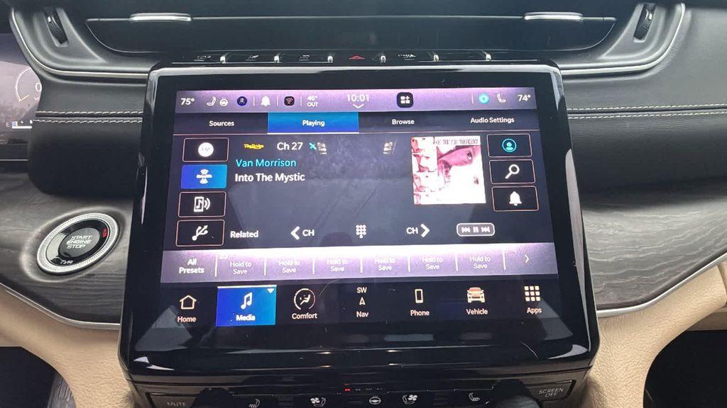 used 2023 Jeep Grand Cherokee car, priced at $33,977