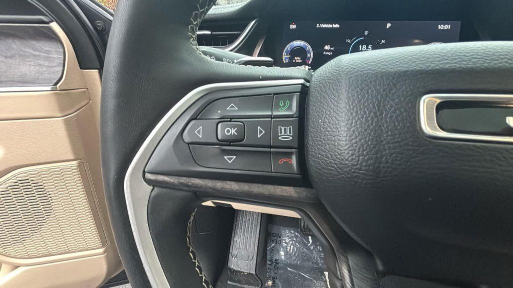 used 2023 Jeep Grand Cherokee car, priced at $33,977