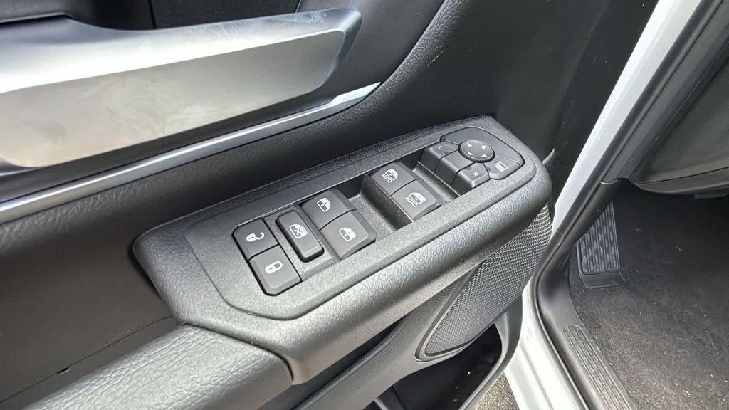new 2025 Ram 1500 car, priced at $59,148