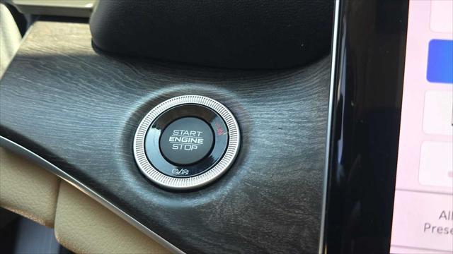 used 2022 Jeep Grand Cherokee car, priced at $36,987