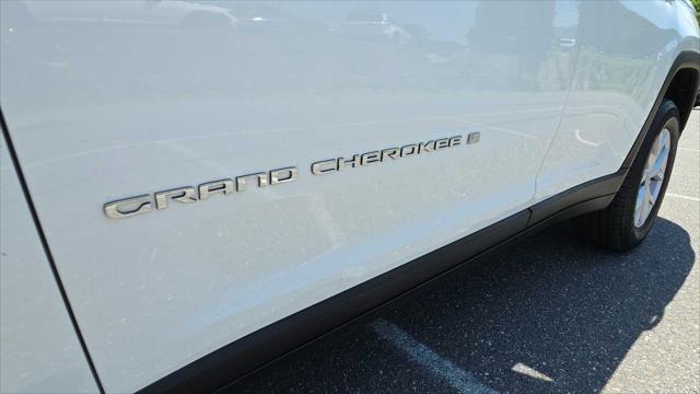used 2022 Jeep Grand Cherokee car, priced at $36,987