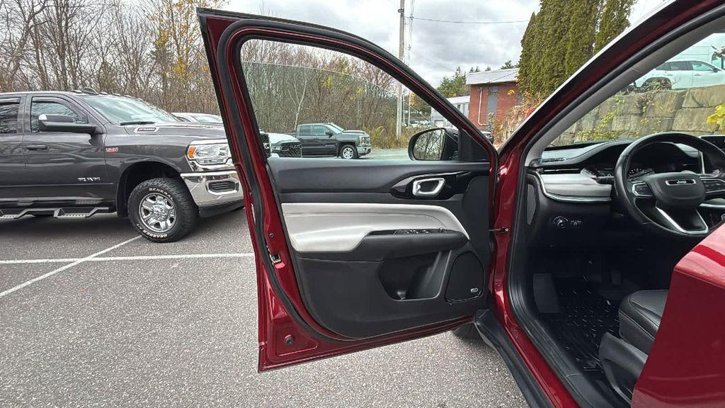 used 2022 Jeep Compass car, priced at $22,977