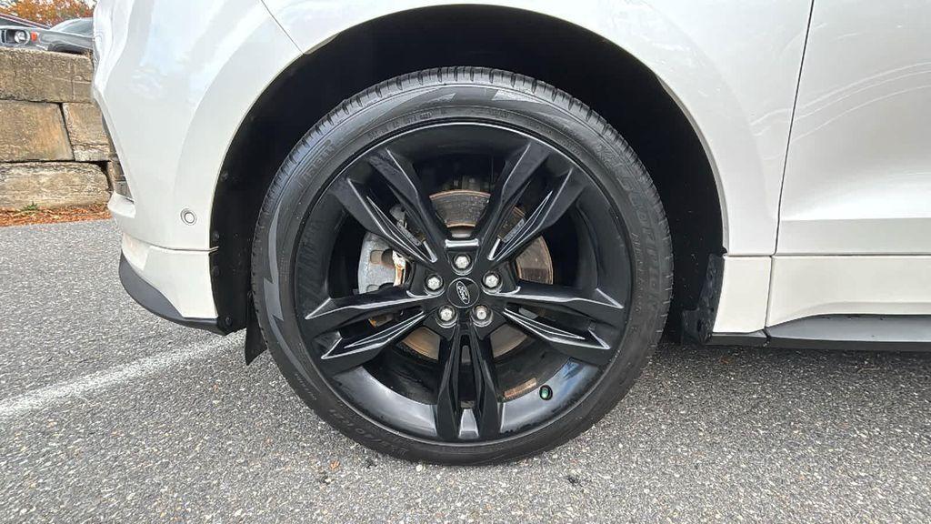 used 2019 Ford Edge car, priced at $21,677