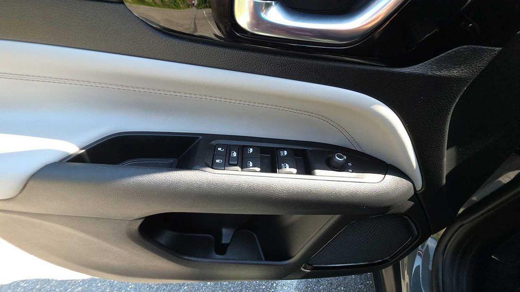 used 2022 Jeep Compass car, priced at $23,812