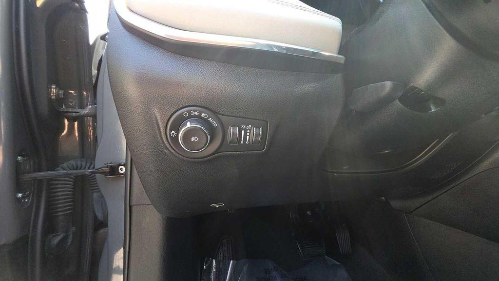 used 2022 Jeep Compass car, priced at $23,812