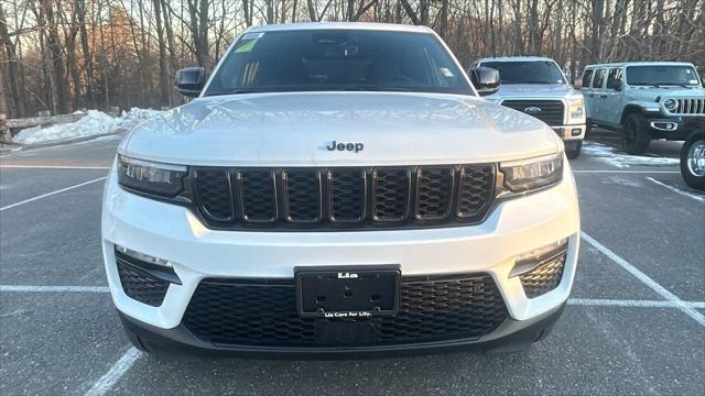 new 2025 Jeep Grand Cherokee car, priced at $48,885