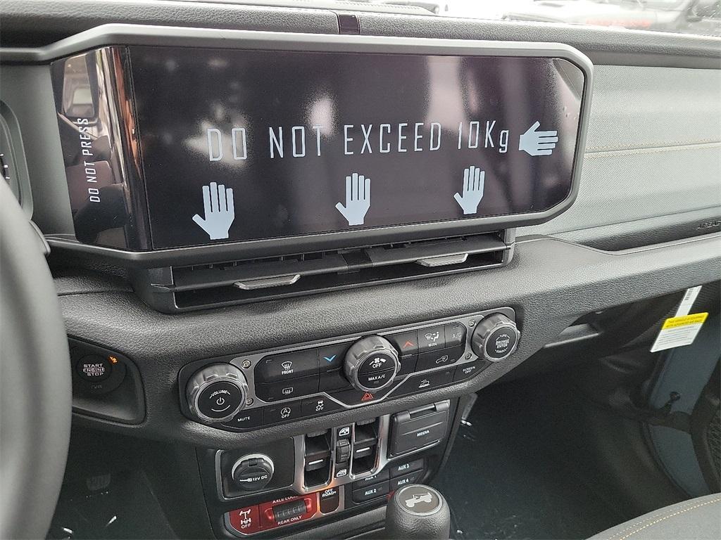 new 2024 Jeep Wrangler car, priced at $55,923
