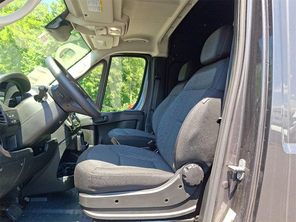 new 2025 Ram ProMaster 2500 car, priced at $51,378