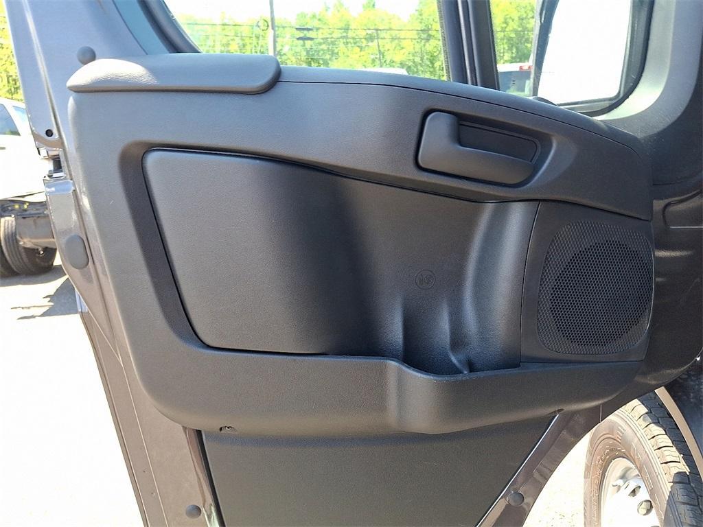new 2025 Ram ProMaster 2500 car, priced at $51,378