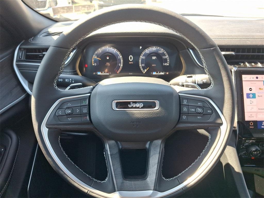 new 2025 Jeep Grand Cherokee L car, priced at $49,052
