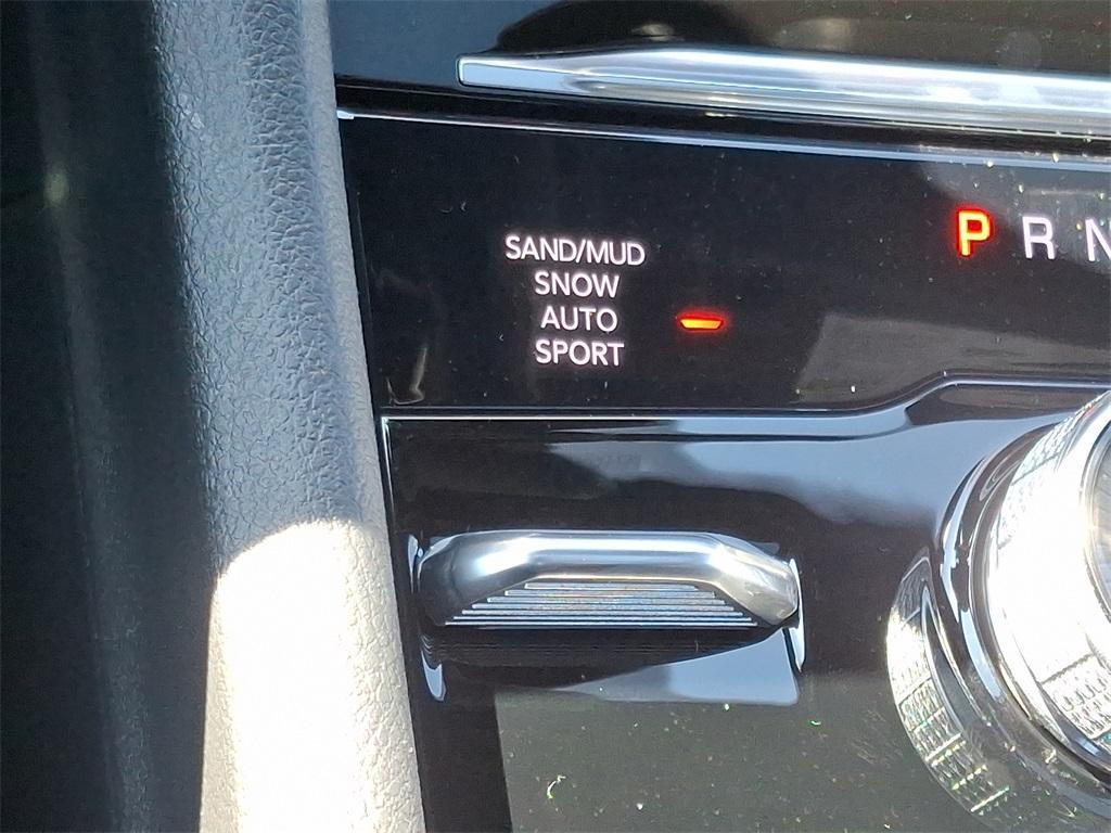 new 2025 Jeep Grand Cherokee L car, priced at $49,052
