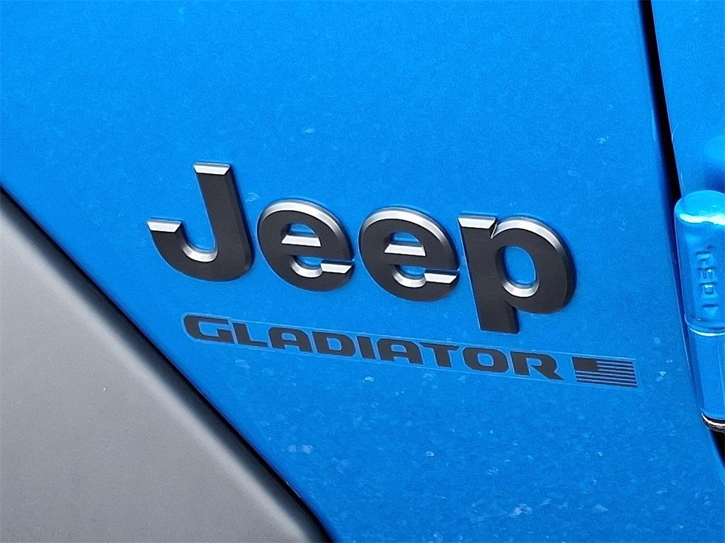 new 2025 Jeep Gladiator car, priced at $39,524