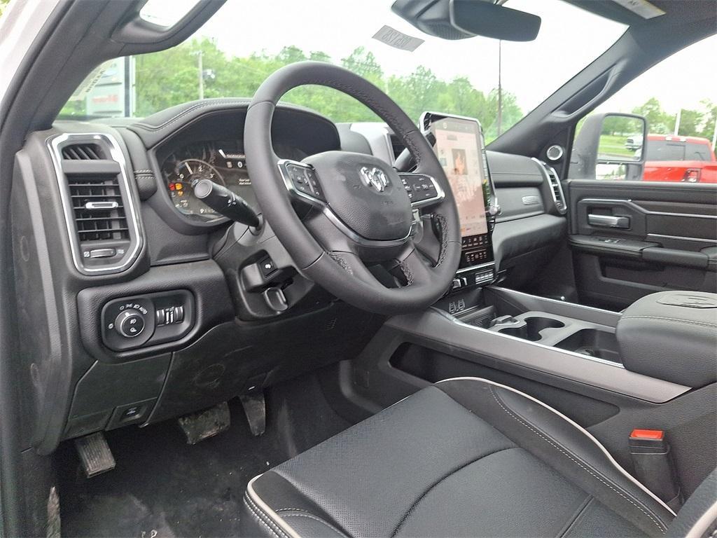 new 2025 Ram 3500 car, priced at $93,715