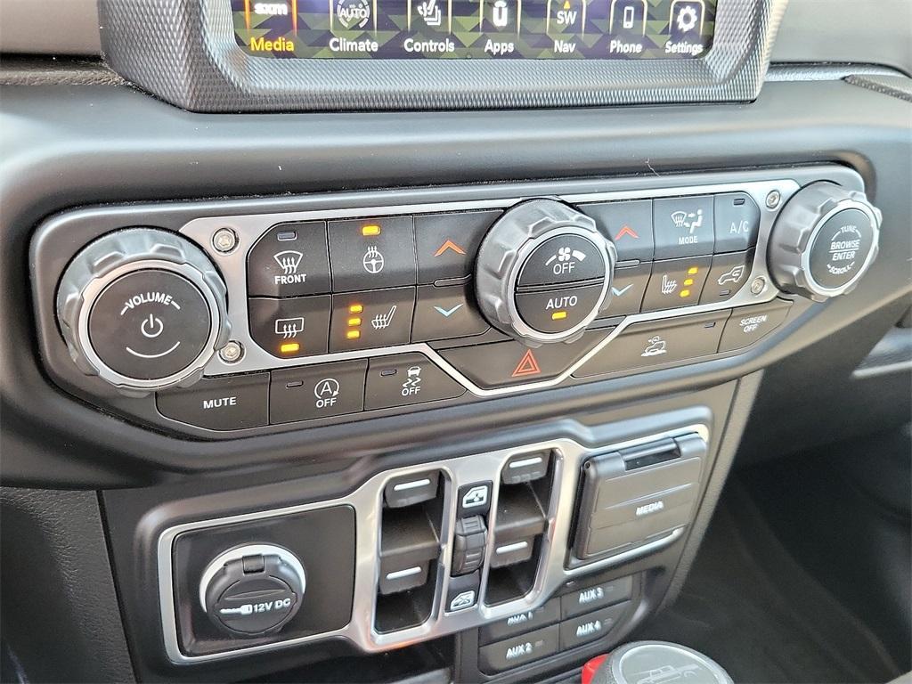 used 2021 Jeep Gladiator car, priced at $30,677