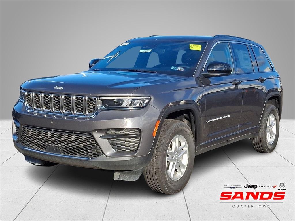 new 2024 Jeep Grand Cherokee car, priced at $35,221