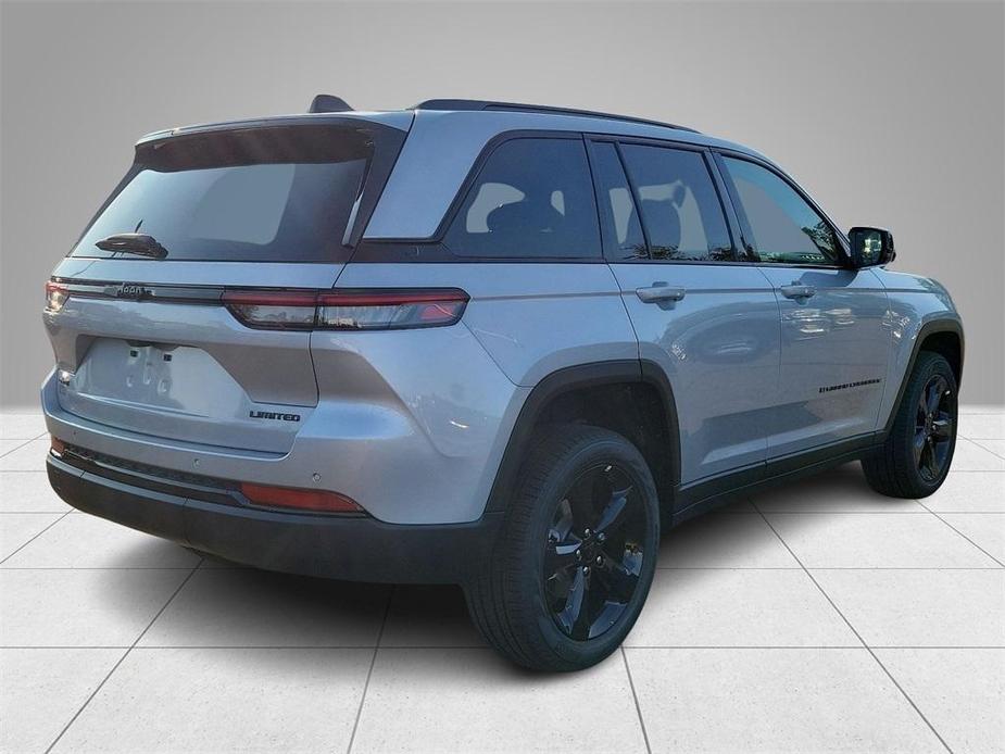 new 2024 Jeep Grand Cherokee car, priced at $46,338