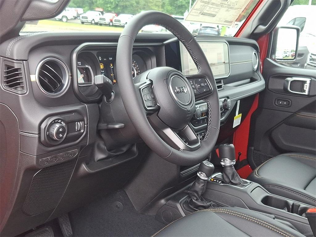 new 2025 Jeep Gladiator car, priced at $45,334