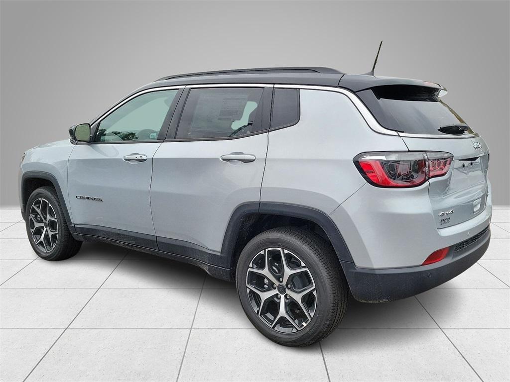 new 2025 Jeep Compass car, priced at $33,043