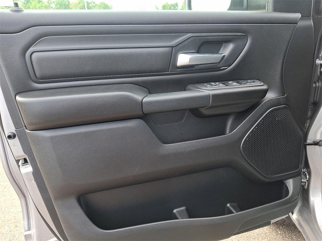 new 2025 Ram 1500 car, priced at $47,659