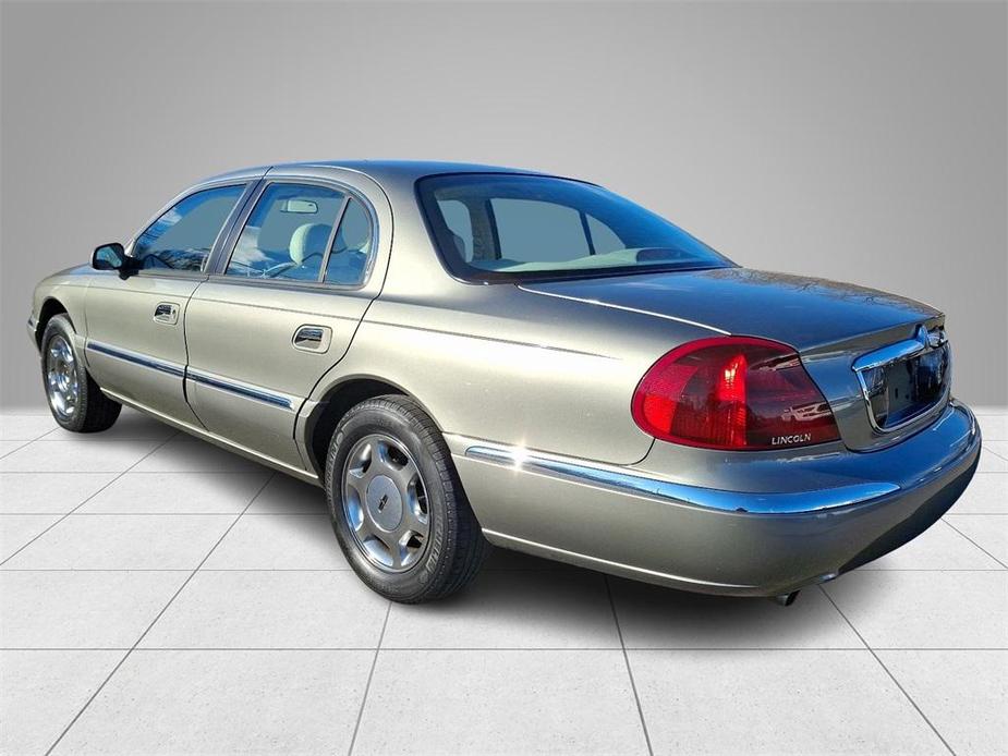 used 2000 Lincoln Continental car, priced at $5,999